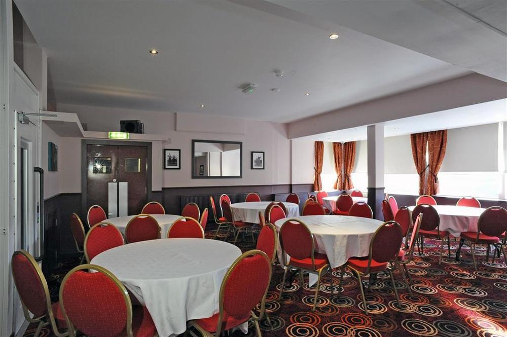 Hotel The Titan Clydebank Udogodnienia zdjęcie