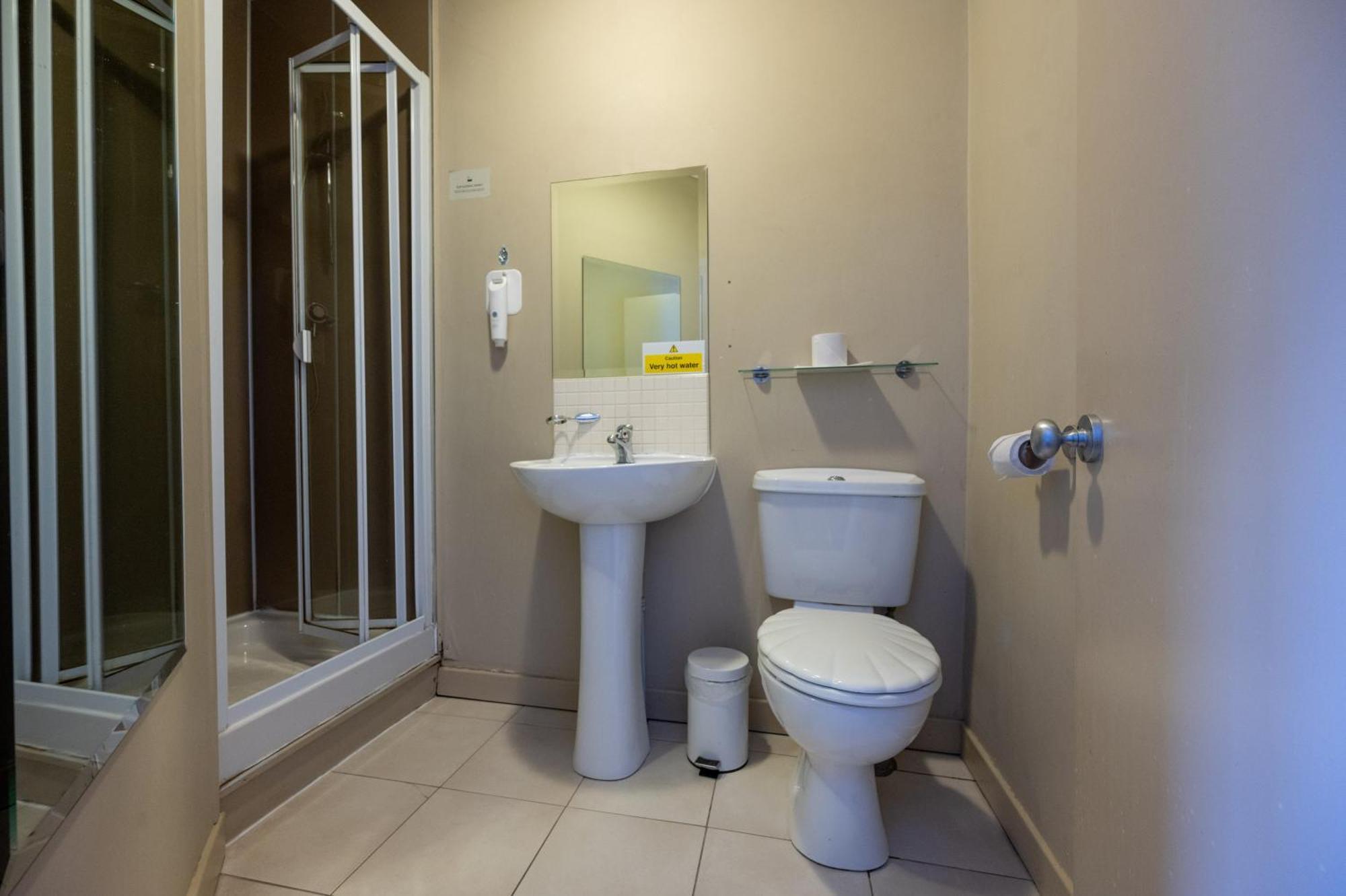 Hotel The Titan Clydebank Zewnętrze zdjęcie