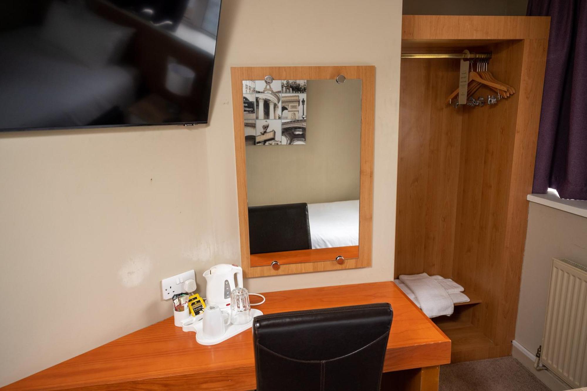 Hotel The Titan Clydebank Zewnętrze zdjęcie